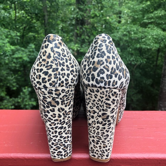 New Without Box/Tag chunky heels Sz 8Leopard Print - Picture 3 of 5